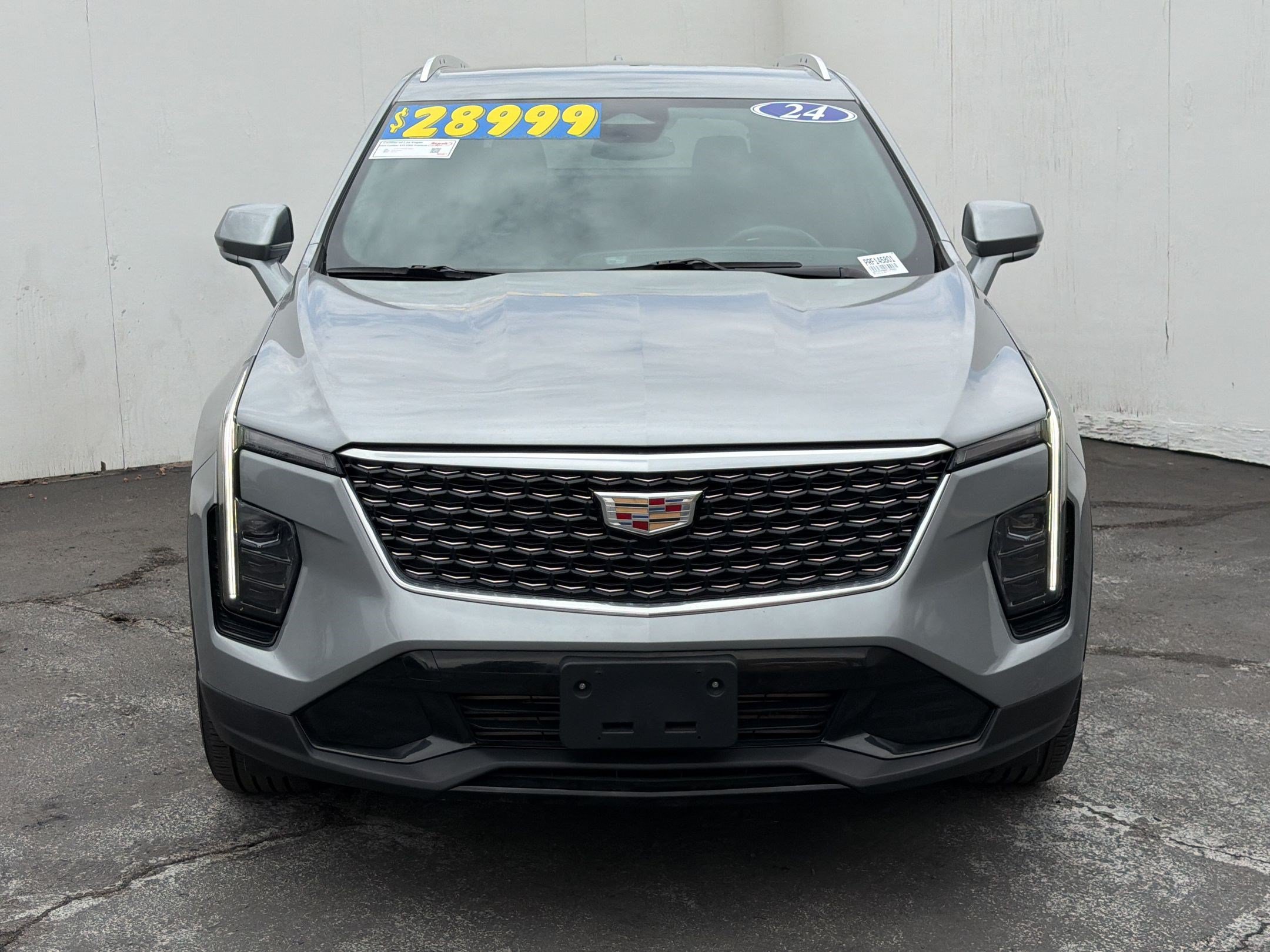 Used 2024 Cadillac XT4 Premium Luxury FWD image 5