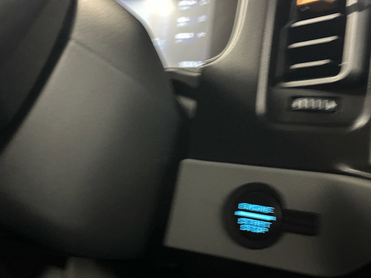 Used 2022 Ford Bronco Badlands image 29