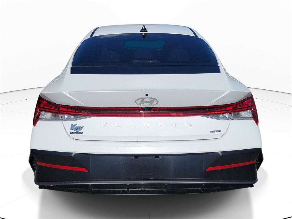 Used 2025 Hyundai Elantra Limited image 5