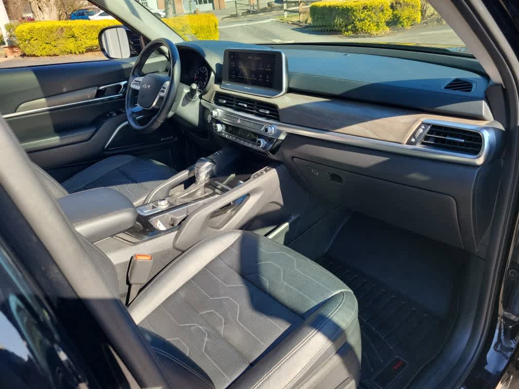 Used 2022 Kia Telluride SX w/ SX Prestige Package AWD/4WD image 30