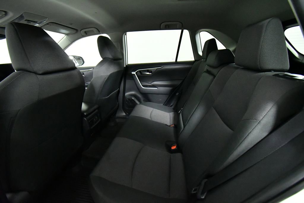 Used 2025 Toyota RAV4 XLE image 24