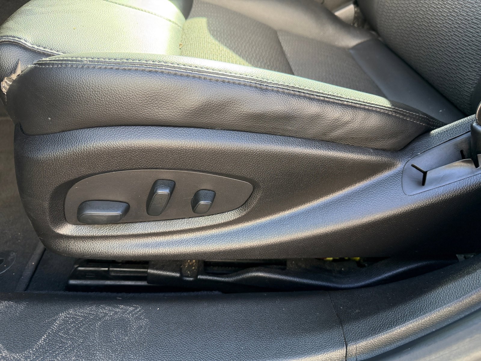 Used 2018 Chevrolet Impala LT FWD image 14