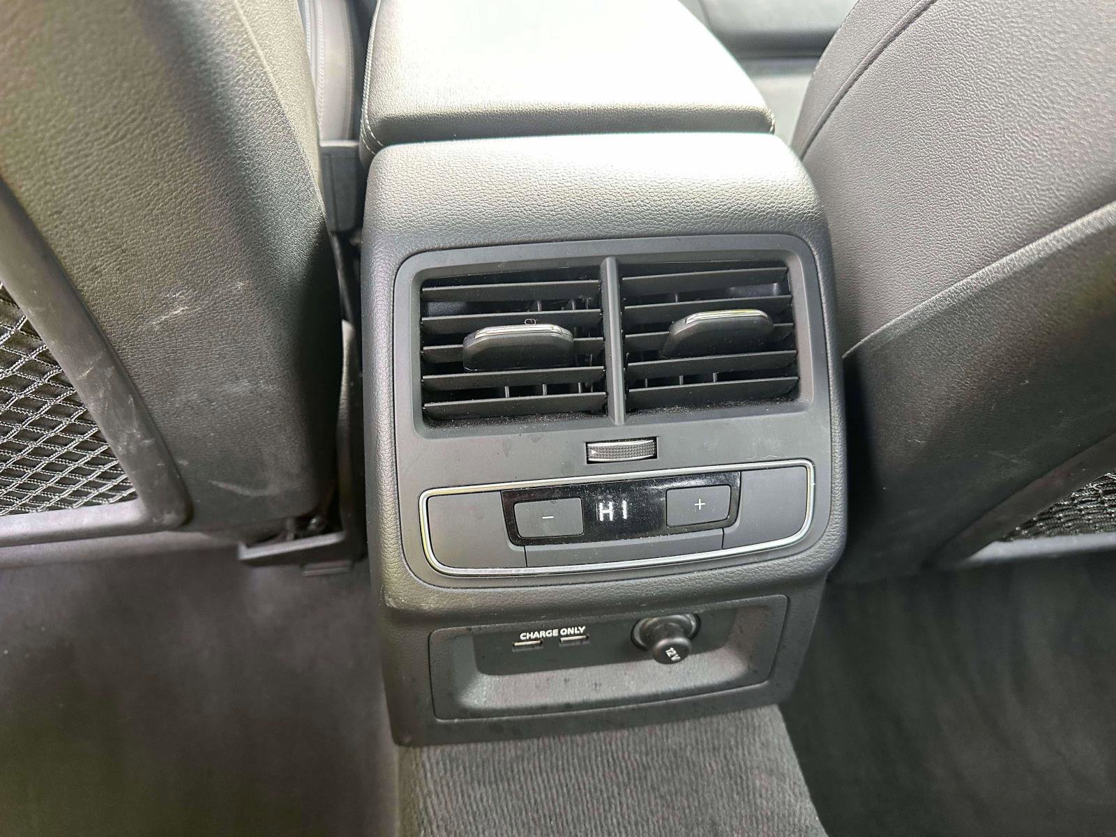 Used 2024 Audi A4 2.0T Premium Plus image 11