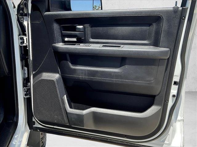 Used 2017 RAM 2500 Tradesman w/ Chrome Appearance Group AWD/4WD image 18