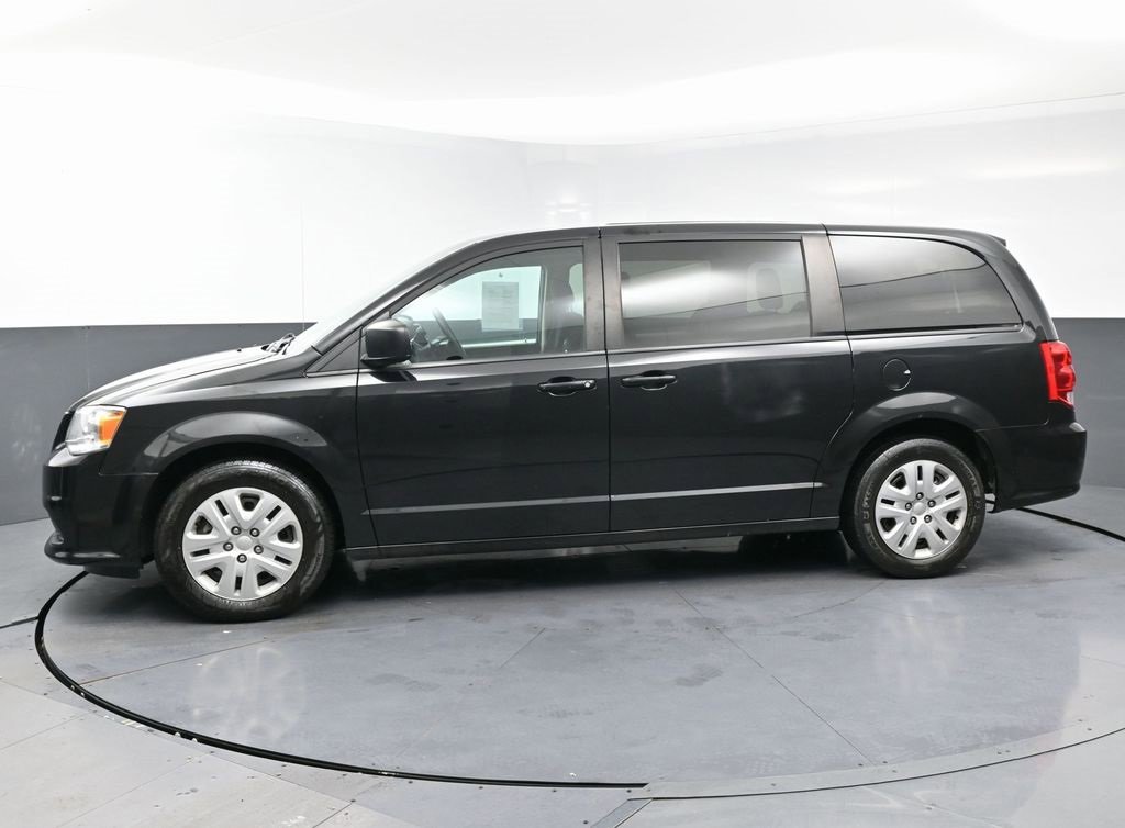 Used 2018 Dodge Grand Caravan SE w/ UConnect Hands-Free Group image 6