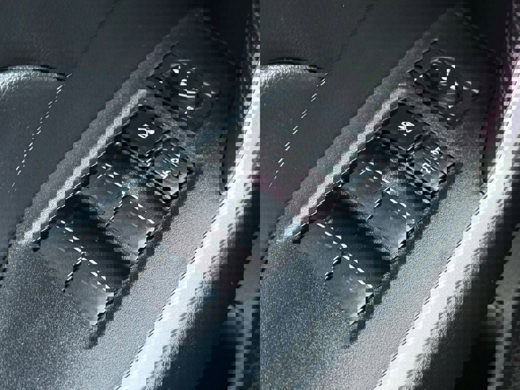 Used 2023 Toyota RAV4 XLE image 18