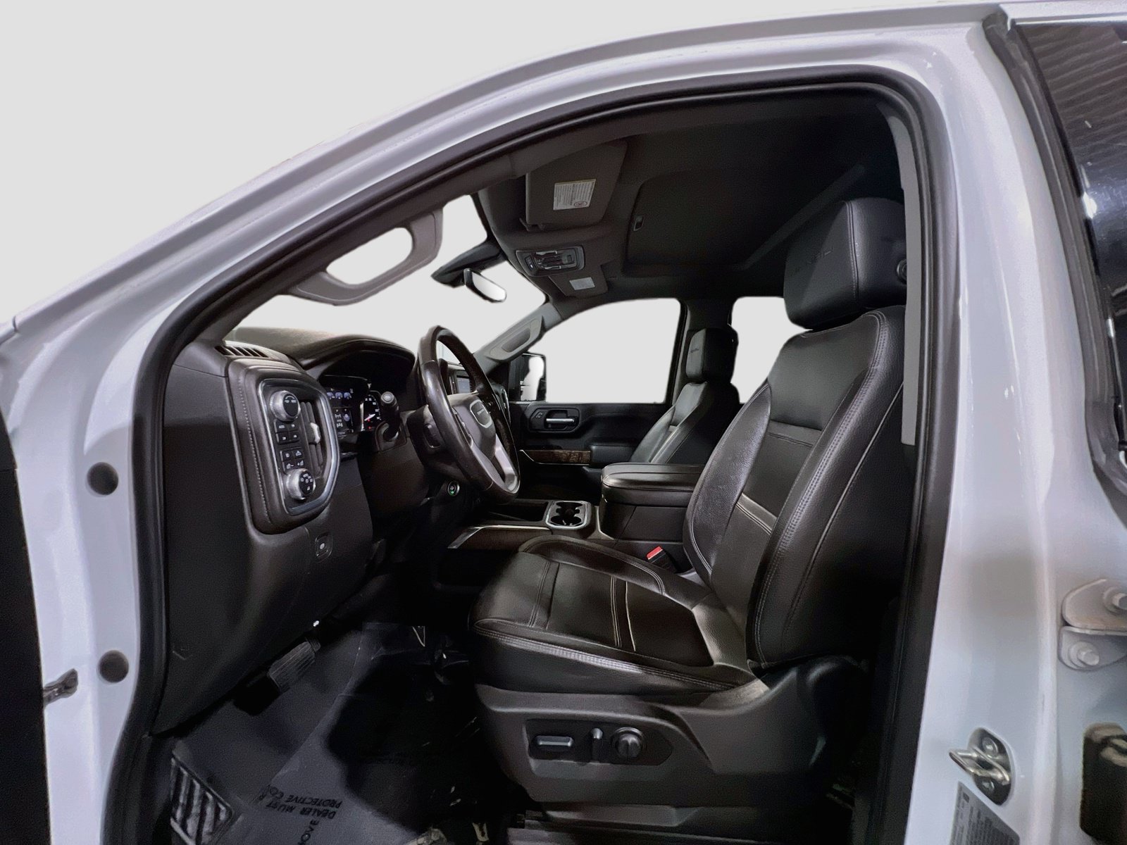 Used 2023 GMC Sierra 2500 Denali w/ Denali Ultimate Package AWD/4WD image 16