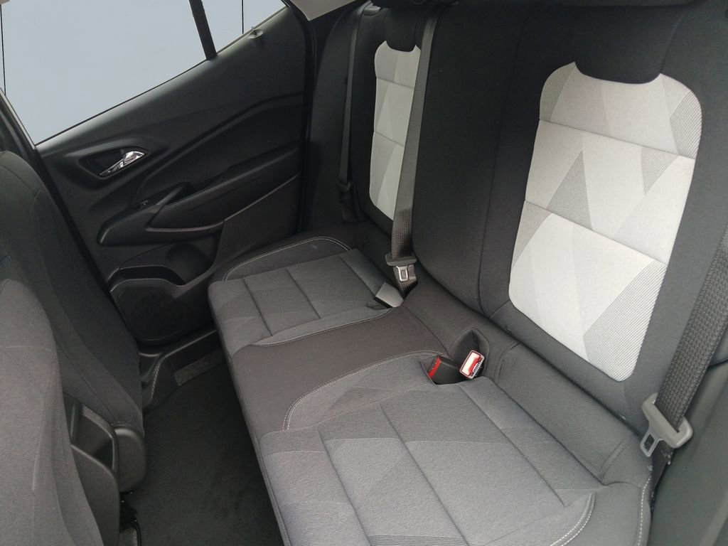 New 2026 Chevrolet Trax LS w/ LS Convenience Package image 16