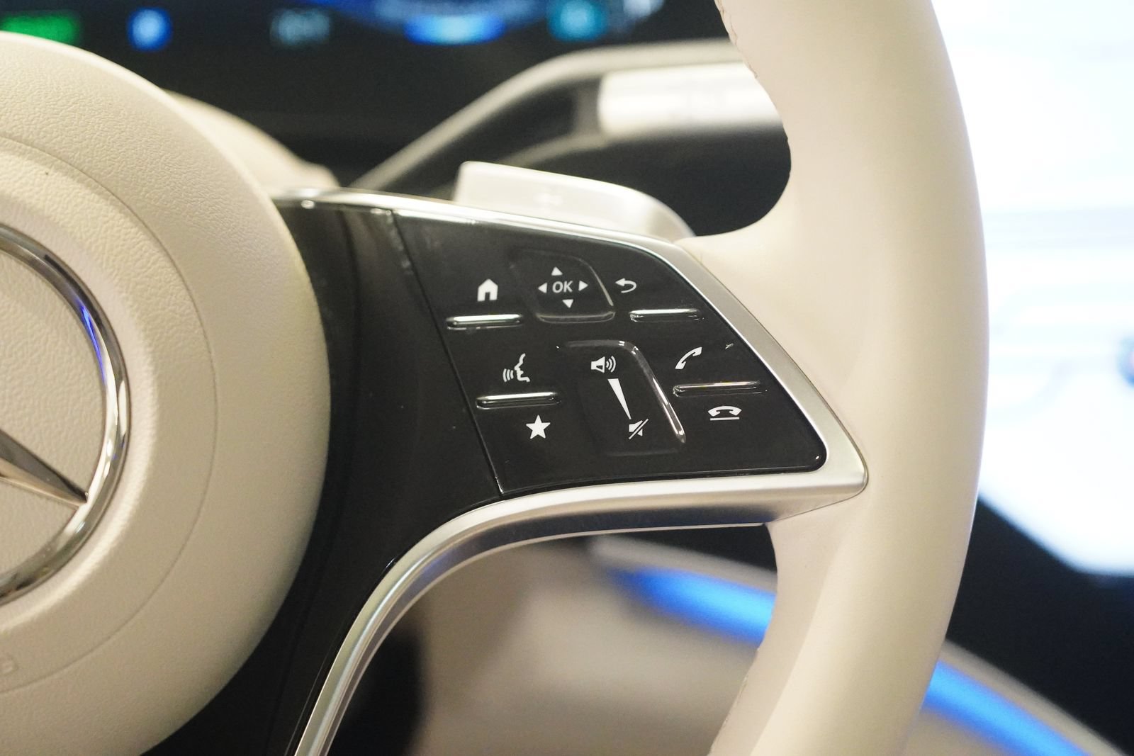 Certified 2023 Mercedes-Benz EQS 580 4MATIC Sedan image 17