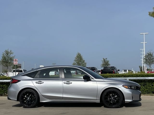 Used 2025 Honda Civic Sport image 3