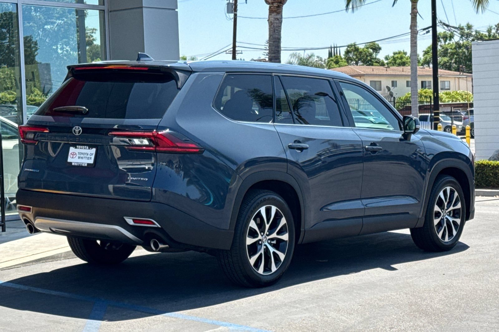 Certified 2025 Toyota Grand Highlander AWD Hybrid image 5