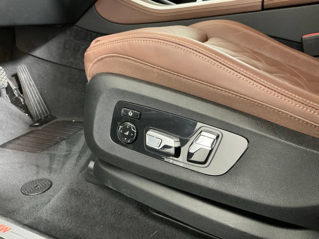 Used 2025 BMW X5 xDrive40i w/ Climate Comfort Package AWD/4WD image 19