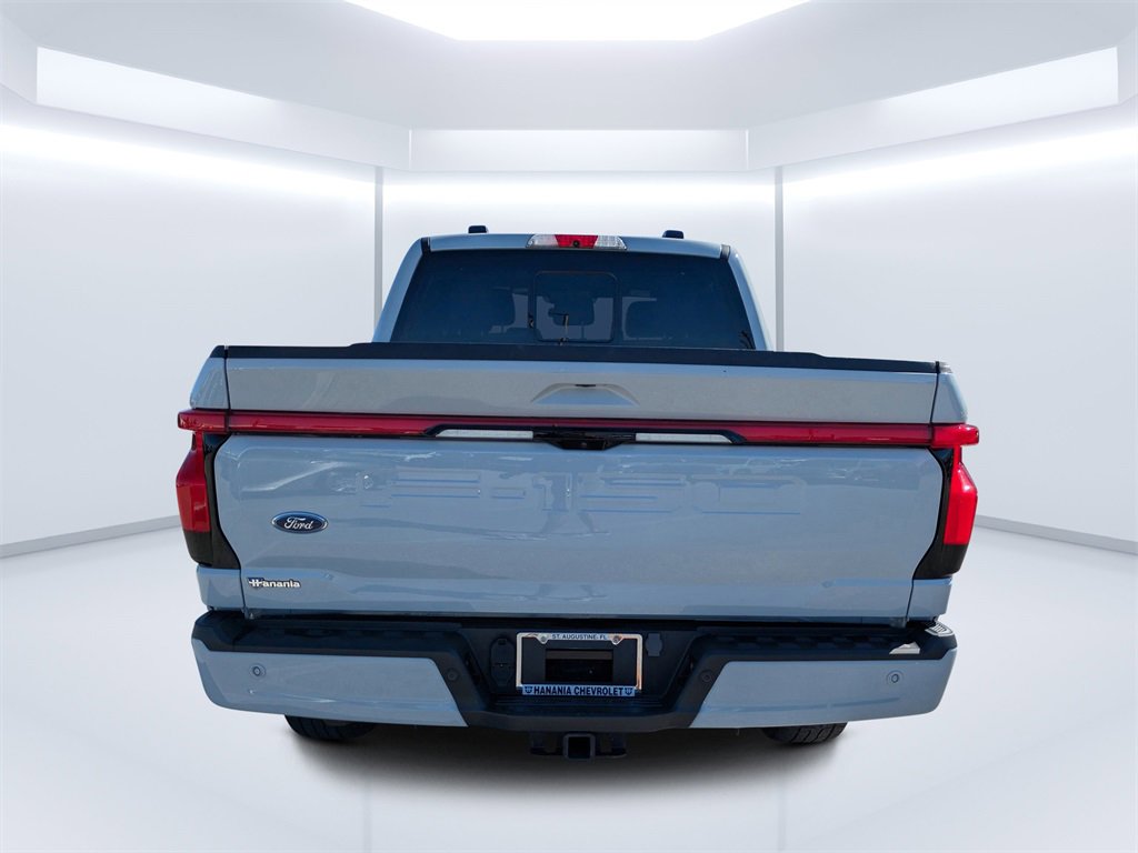 Used 2023 Ford F150 Lightning Lariat image 34