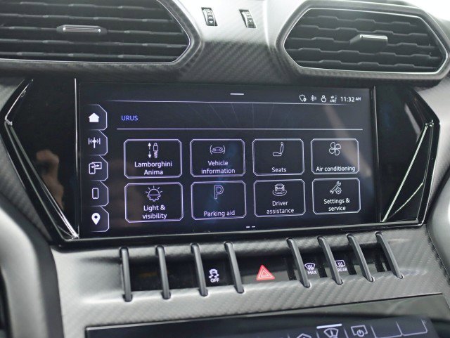 Used 2023 Lamborghini Urus Performante image 31