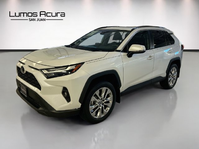 Used 2023 Toyota RAV4 XLE Premium FWD image 3