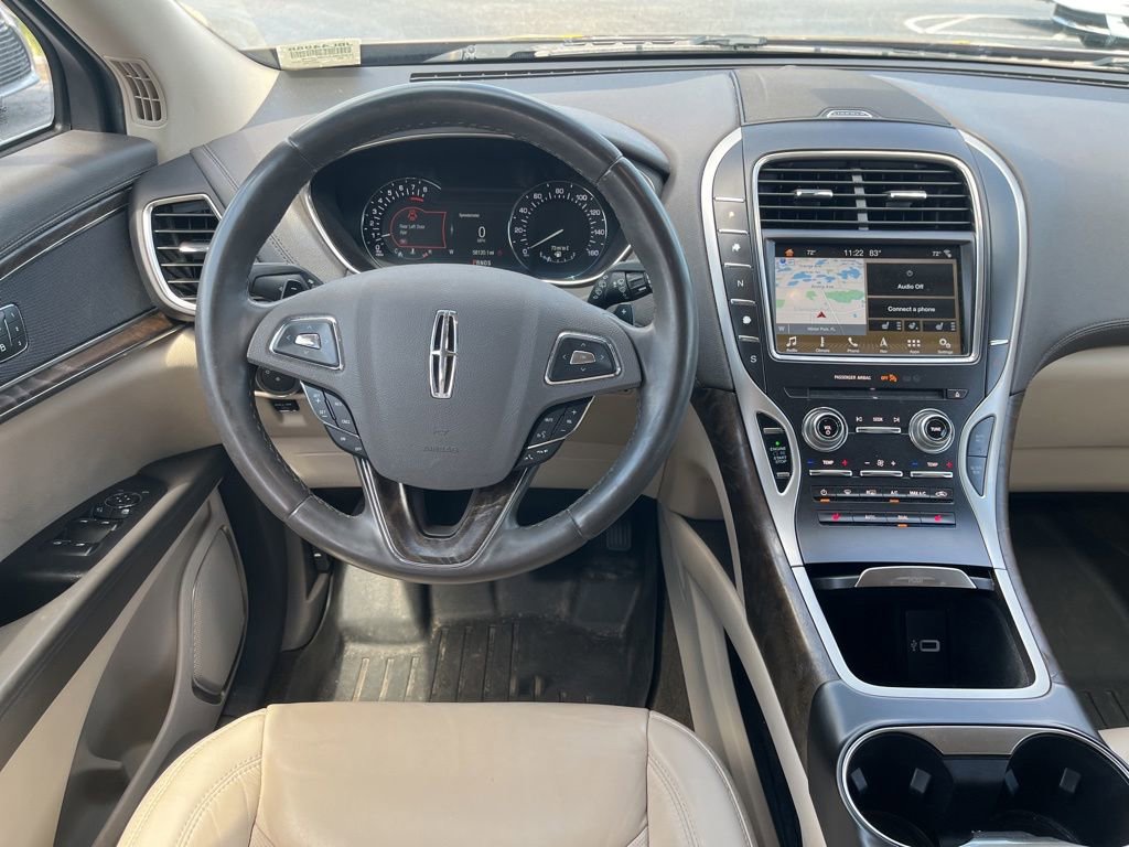 Used 2018 Lincoln MKX Select w/ Select Plus Package FWD image 5