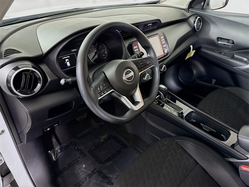 Certified 2024 Nissan Kicks SV image 17