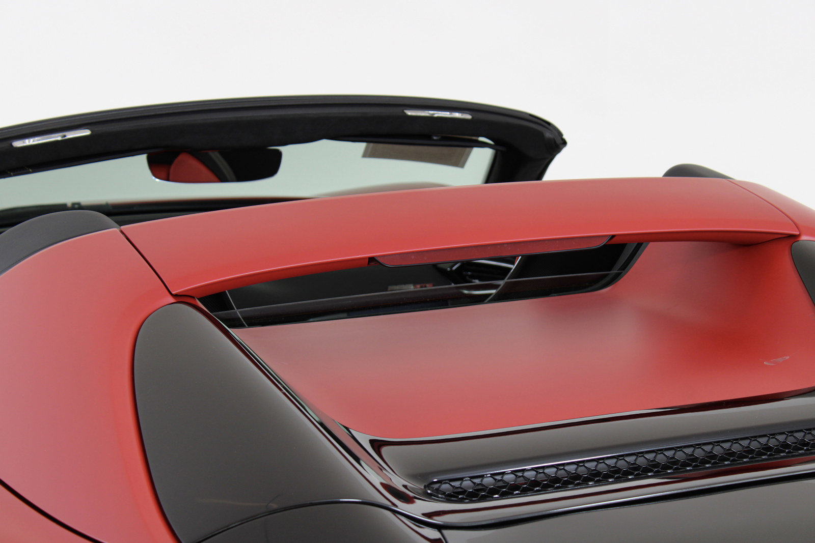 Used 2024 Ferrari 296 GTS RWD image 26