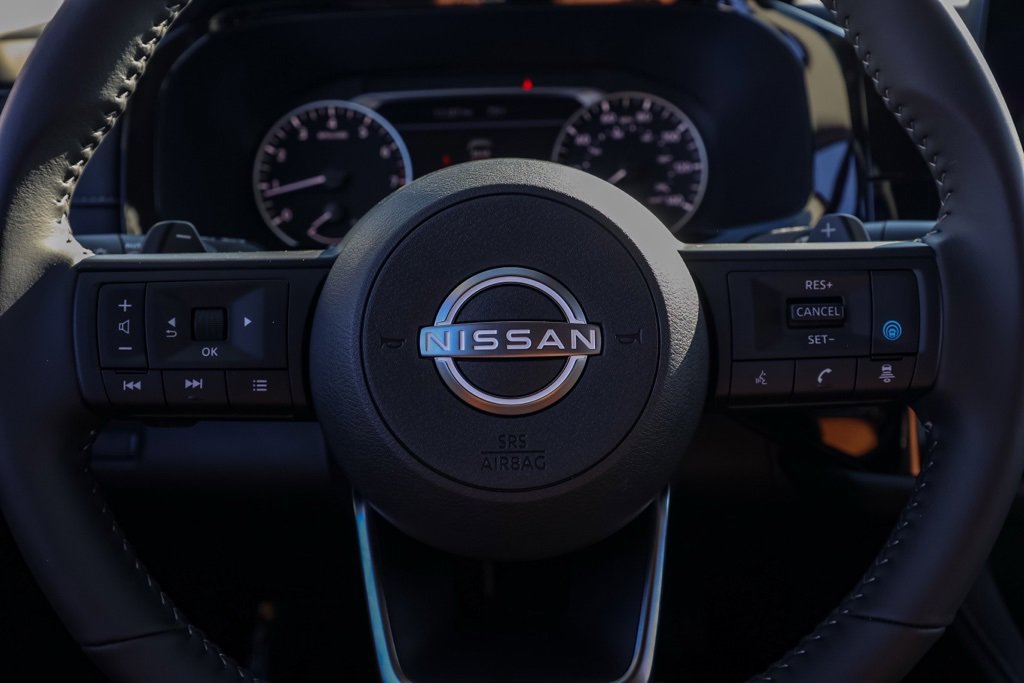 New 2025 Nissan Pathfinder SV image 25