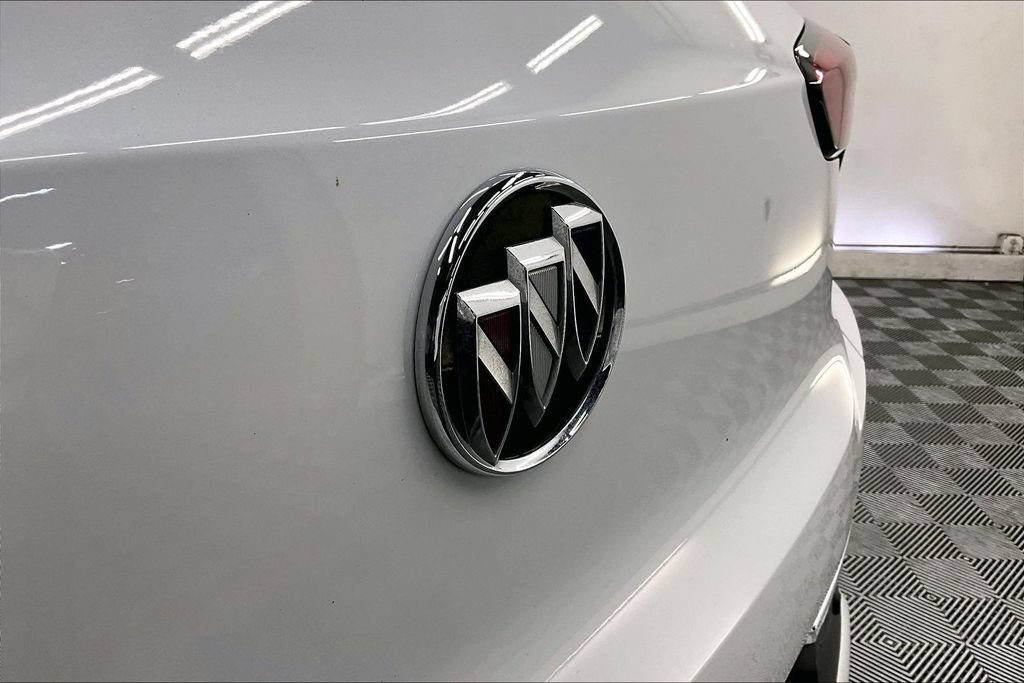 Used 2020 Buick Encore GX Select w/ Advanced Technology Package FWD image 7