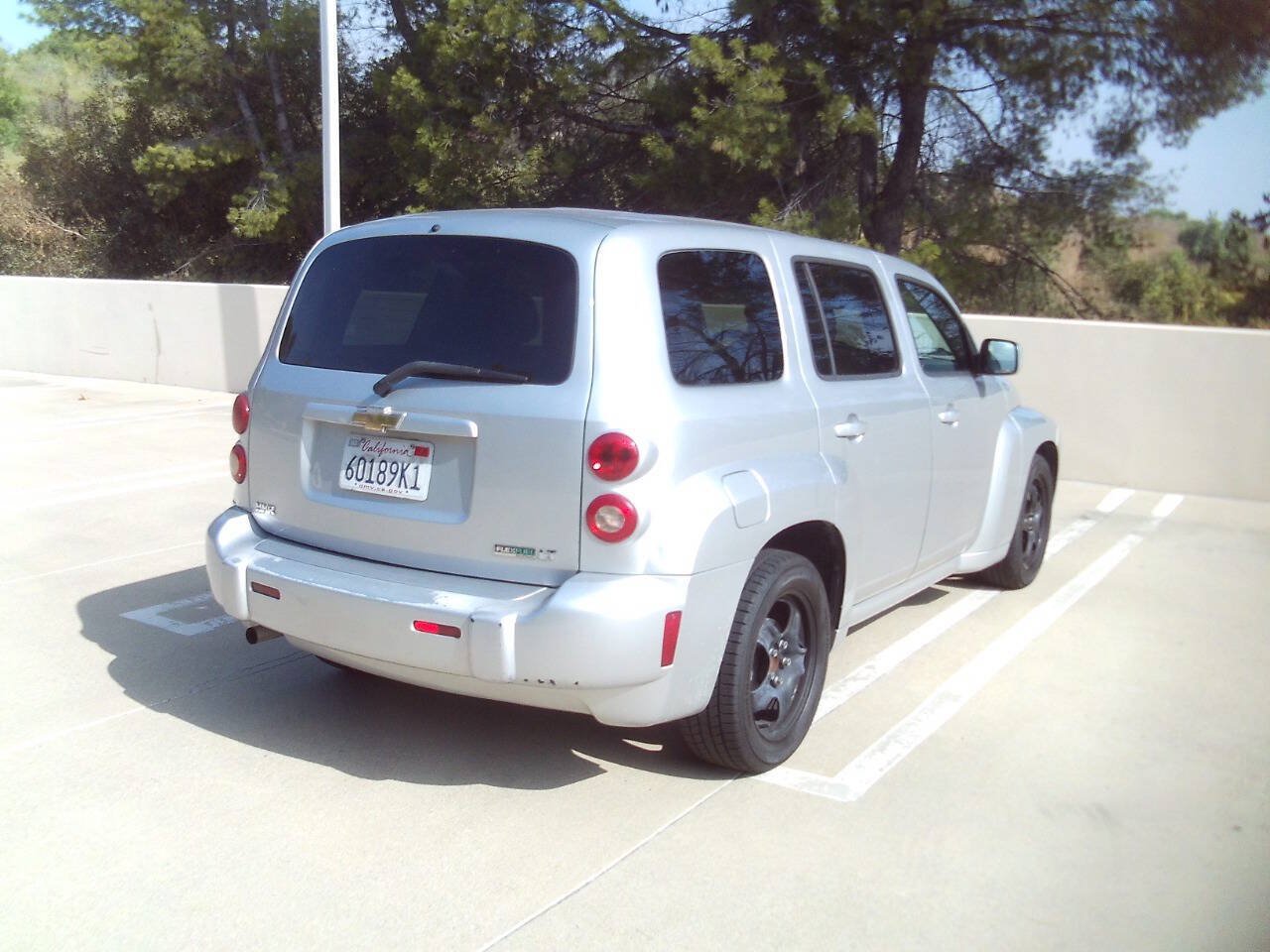 Used 2010 Chevrolet HHR LT FWD image 6