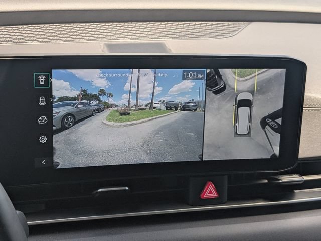 Certified 2026 Kia Carnival SX FWD image 25