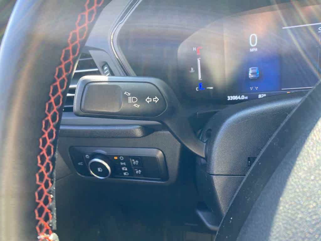 Used 2025 Ford Escape ST-Line Select AWD/4WD image 22