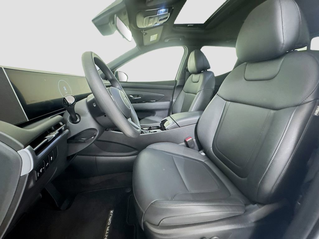Used 2025 Hyundai Santa Cruz SEL AWD/4WD image 11