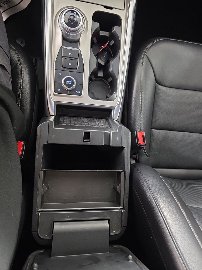 Used 2021 Ford Explorer Limited image 26