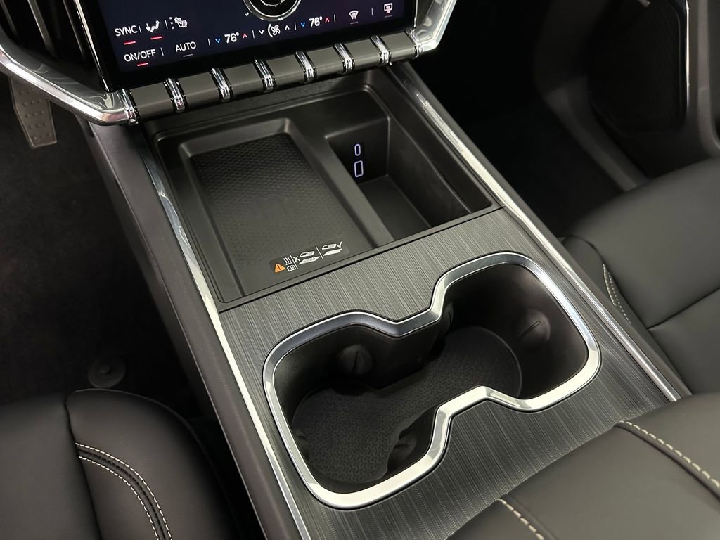 Used 2025 GMC Acadia Elevation w/ Elevation Premium Package image 22