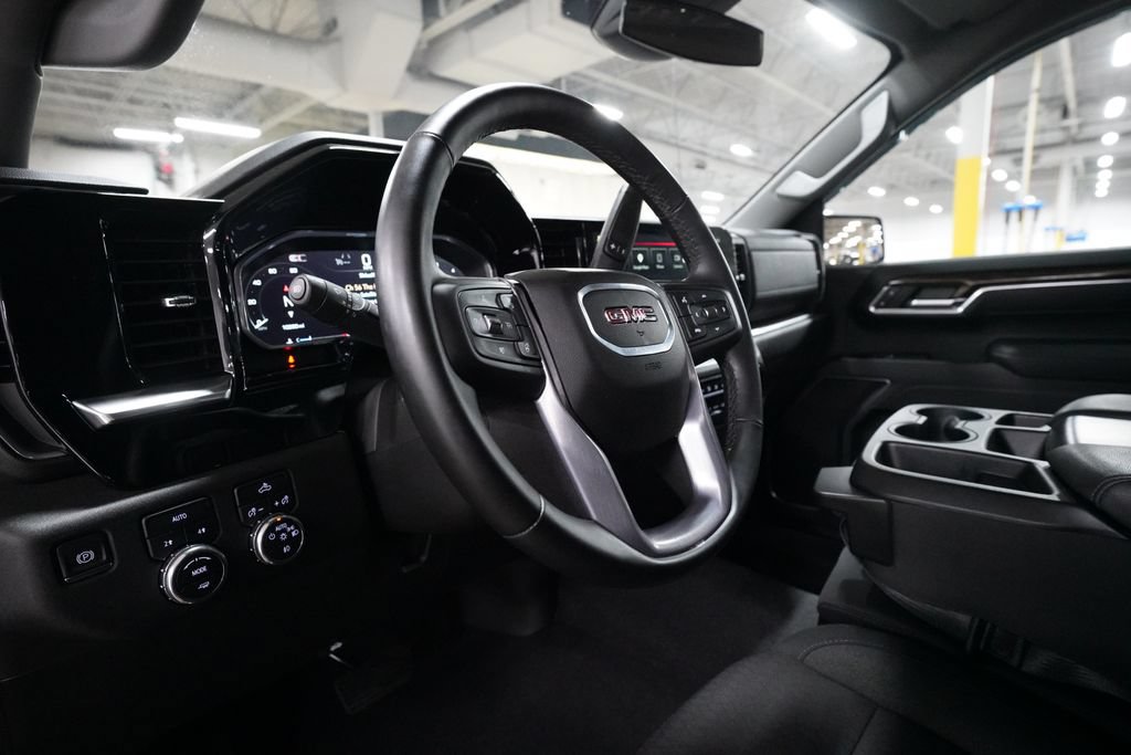 Certified 2026 GMC Sierra 1500 Elevation AWD/4WD image 8