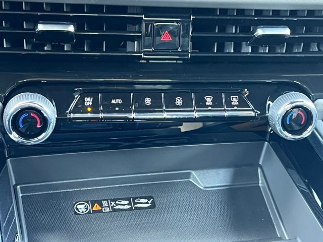 New 2026 Chevrolet Tahoe Premier w/ Sun And Tow Package AWD/4WD image 29