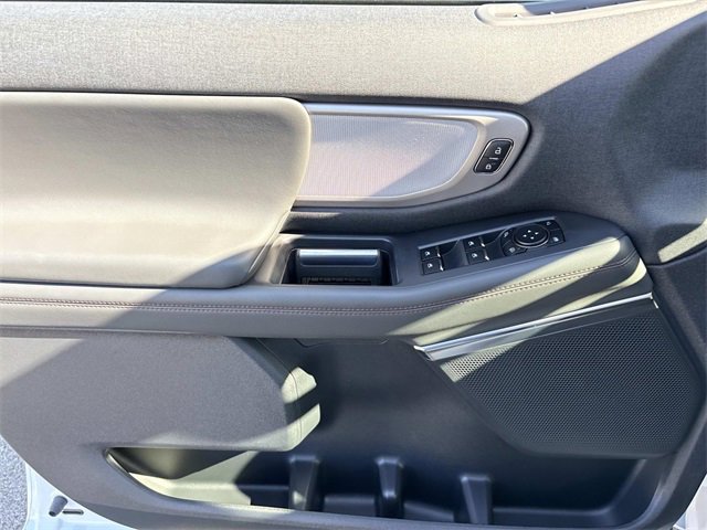 New 2025 Ford Expedition Active image 21