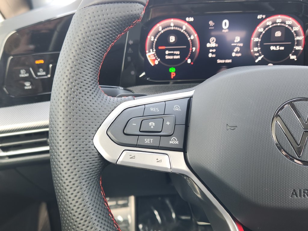 New 2026 Volkswagen GTI SE FWD image 16