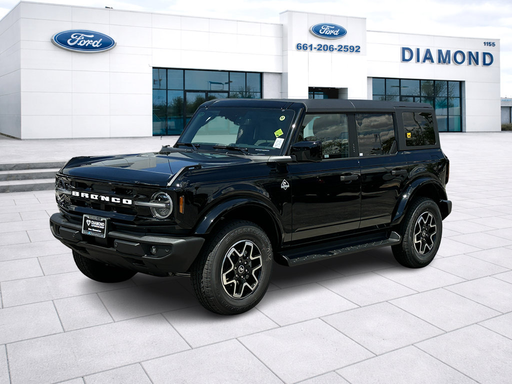 New 2026 Ford Bronco Outer Banks AWD/4WD image 1