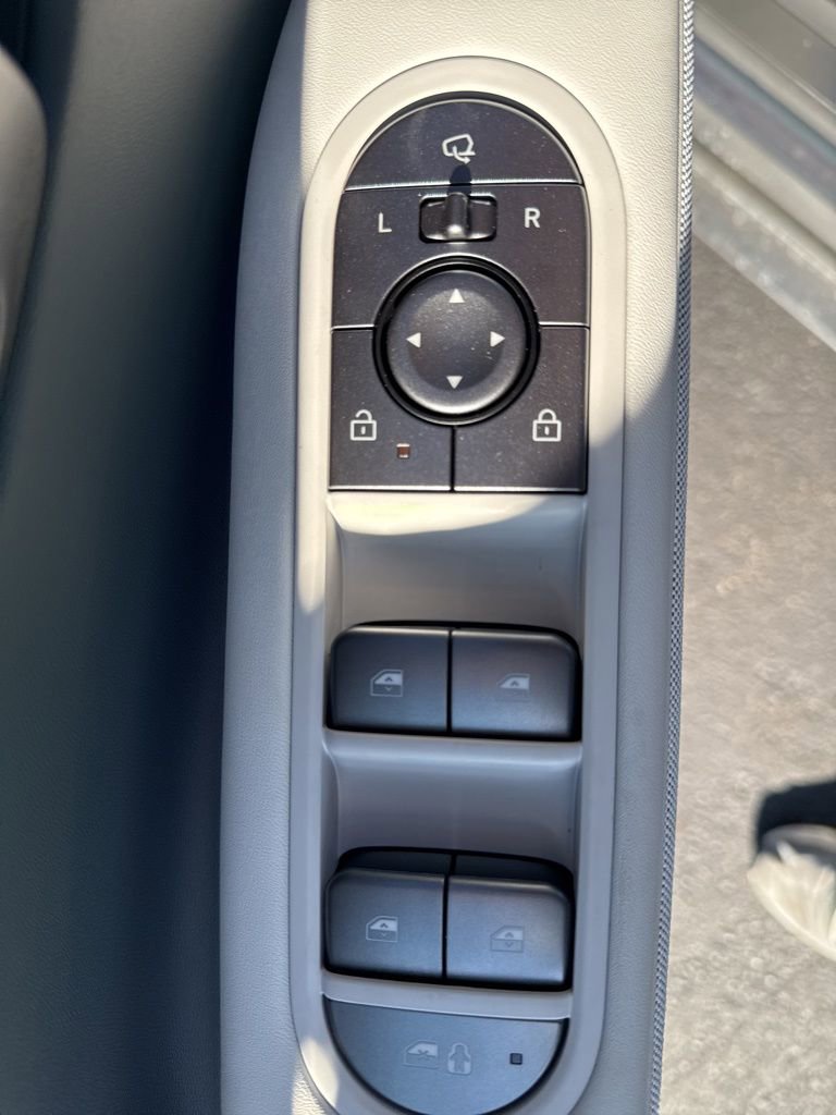 New 2026 Hyundai Ioniq 5 Limited image 32