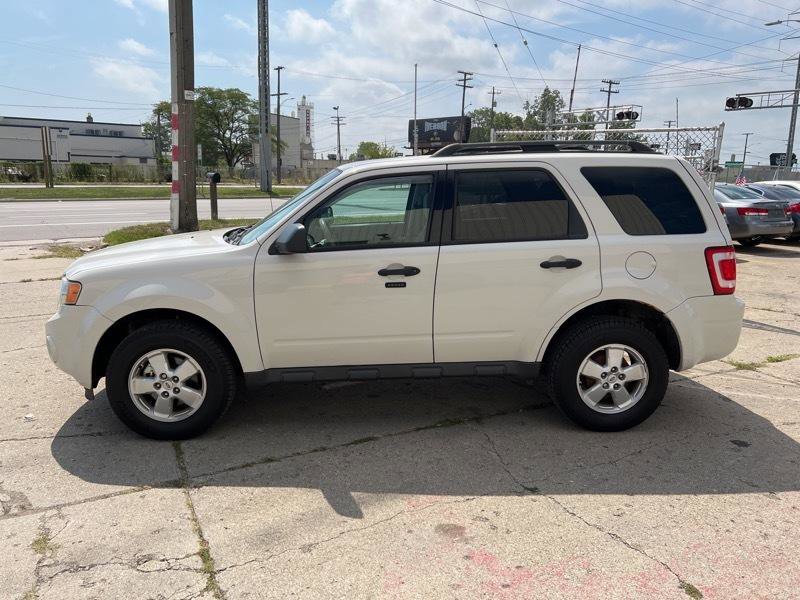 Used 2010 Ford Escape XLT image 5