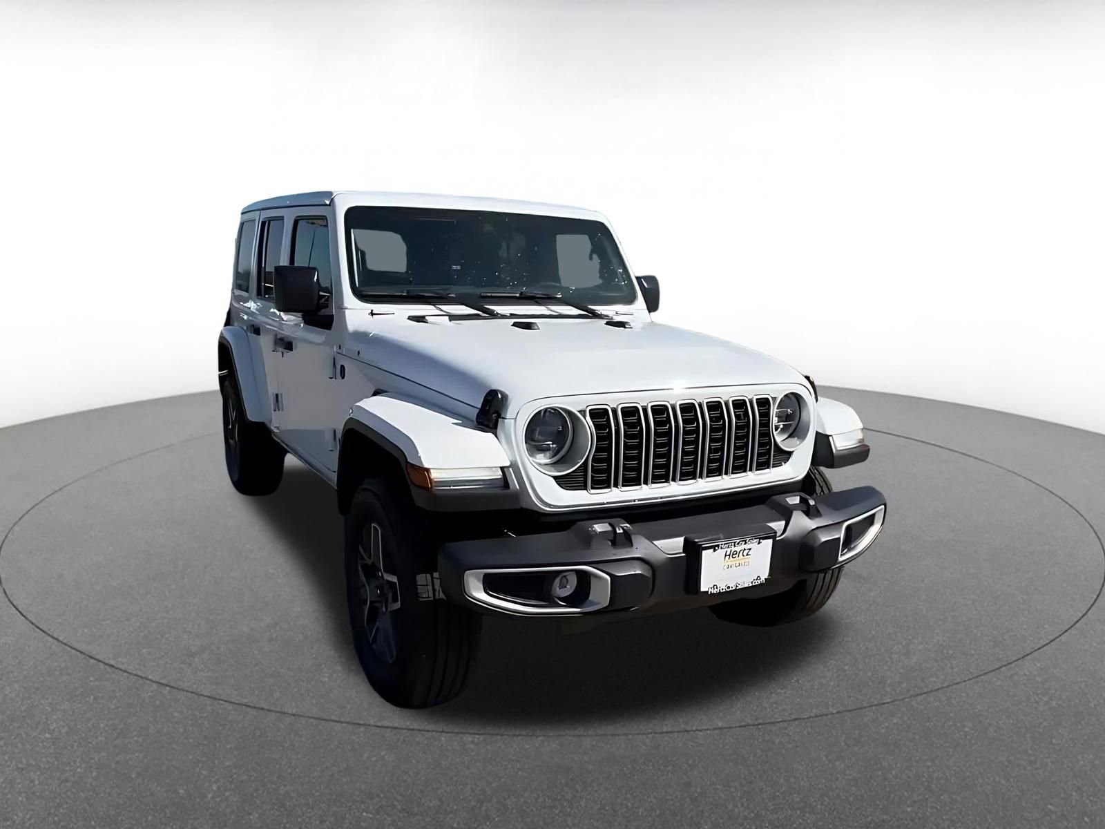 Used 2025 Jeep Wrangler Unlimited Sahara AWD/4WD image 3