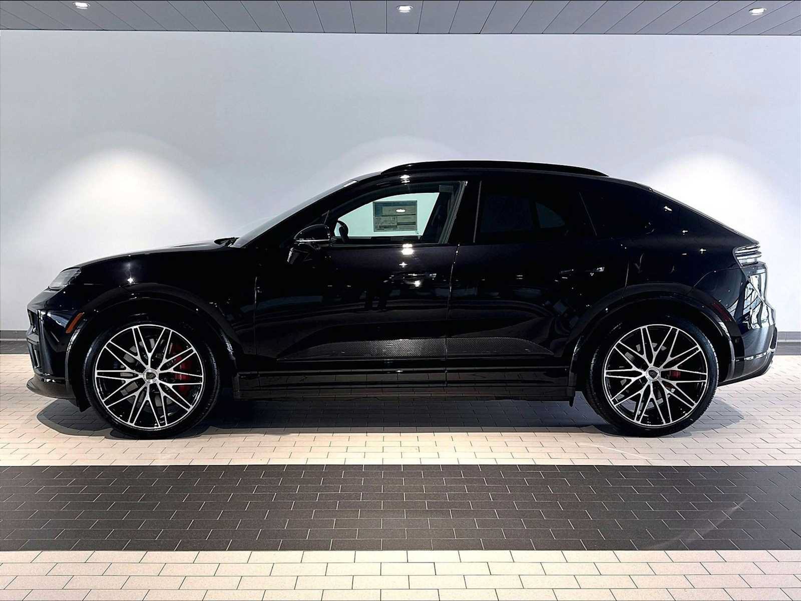 New 2026 Porsche Macan Turbo Electric AWD/4WD image 2