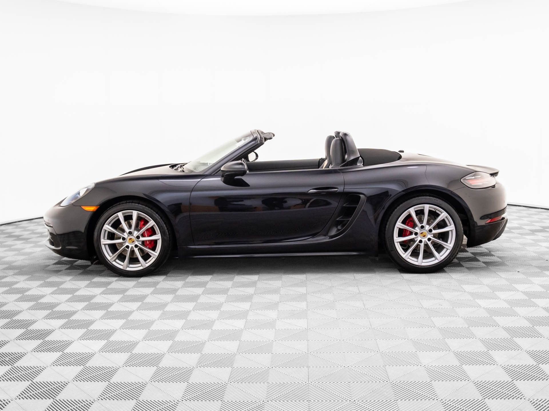 Used 2018 Porsche 718 Boxster S video 2