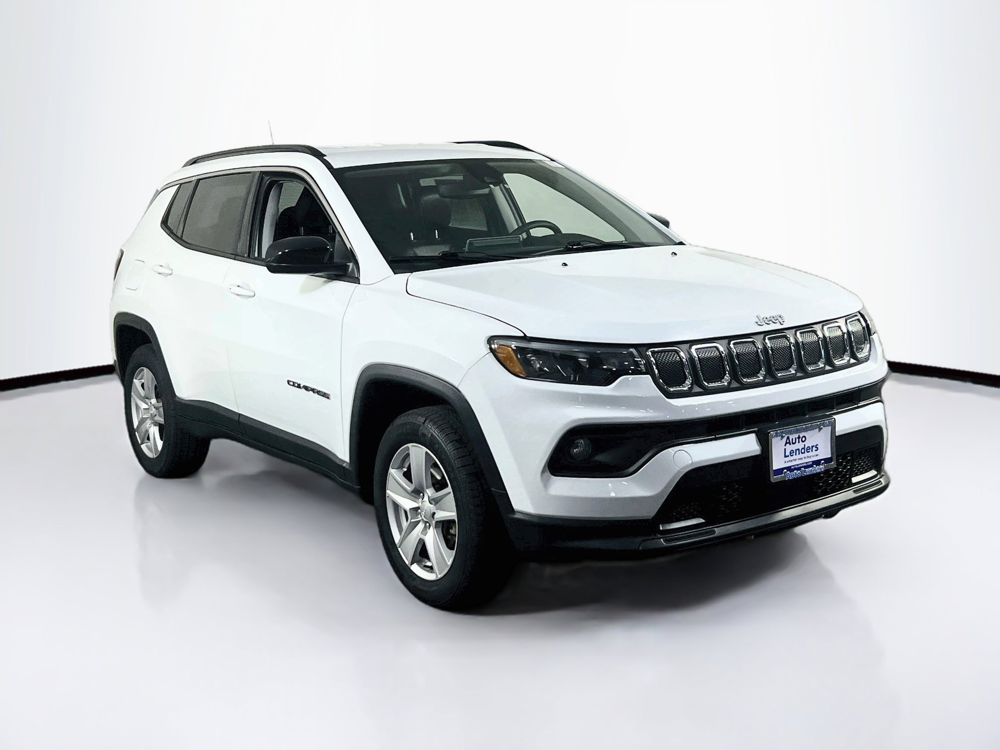 Used 2022 Jeep Compass Latitude AWD/4WD image 3