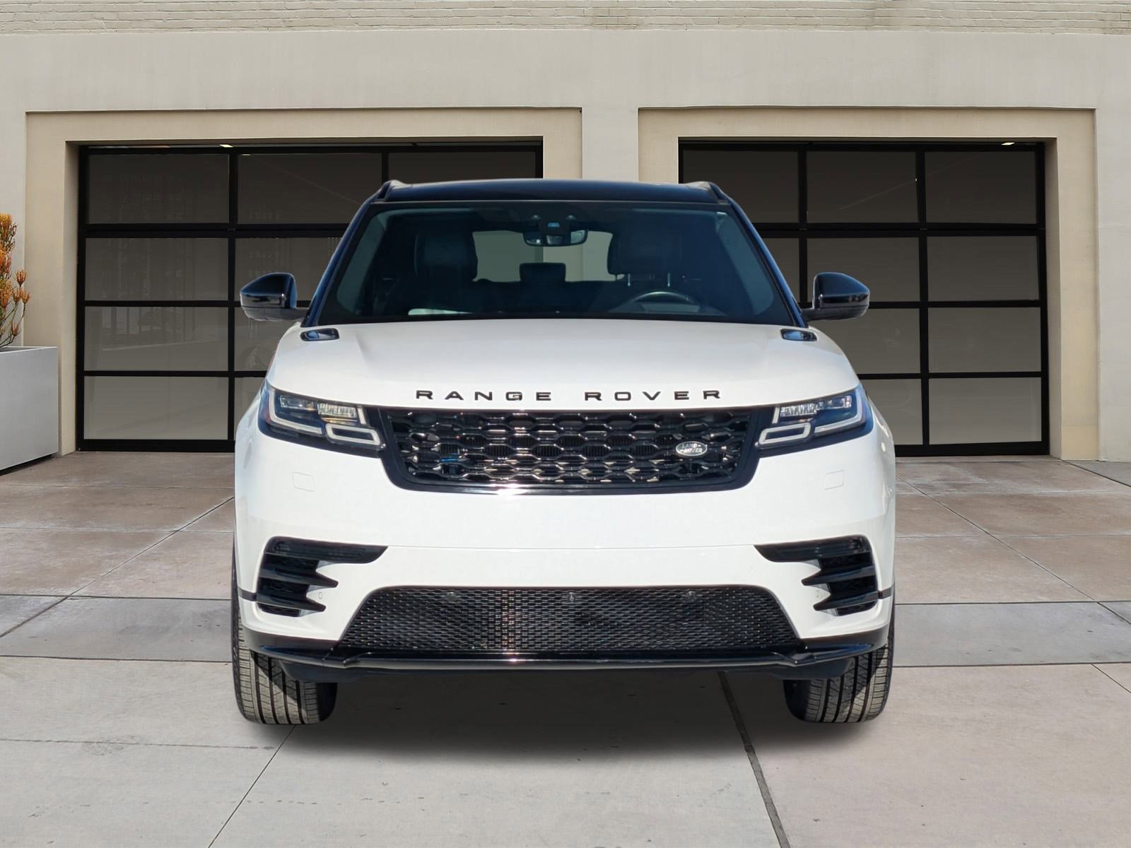 Used 2020 Land Rover Range Rover Velar R-Dynamic S image 6