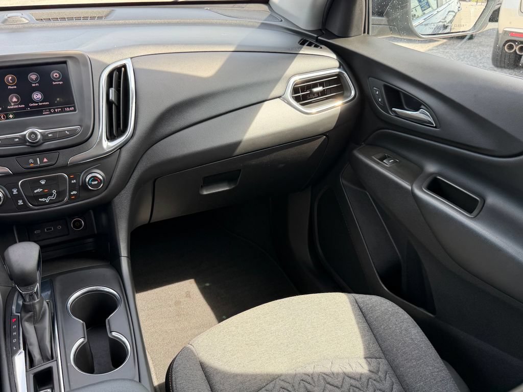 Used 2023 Chevrolet Equinox LT FWD image 16