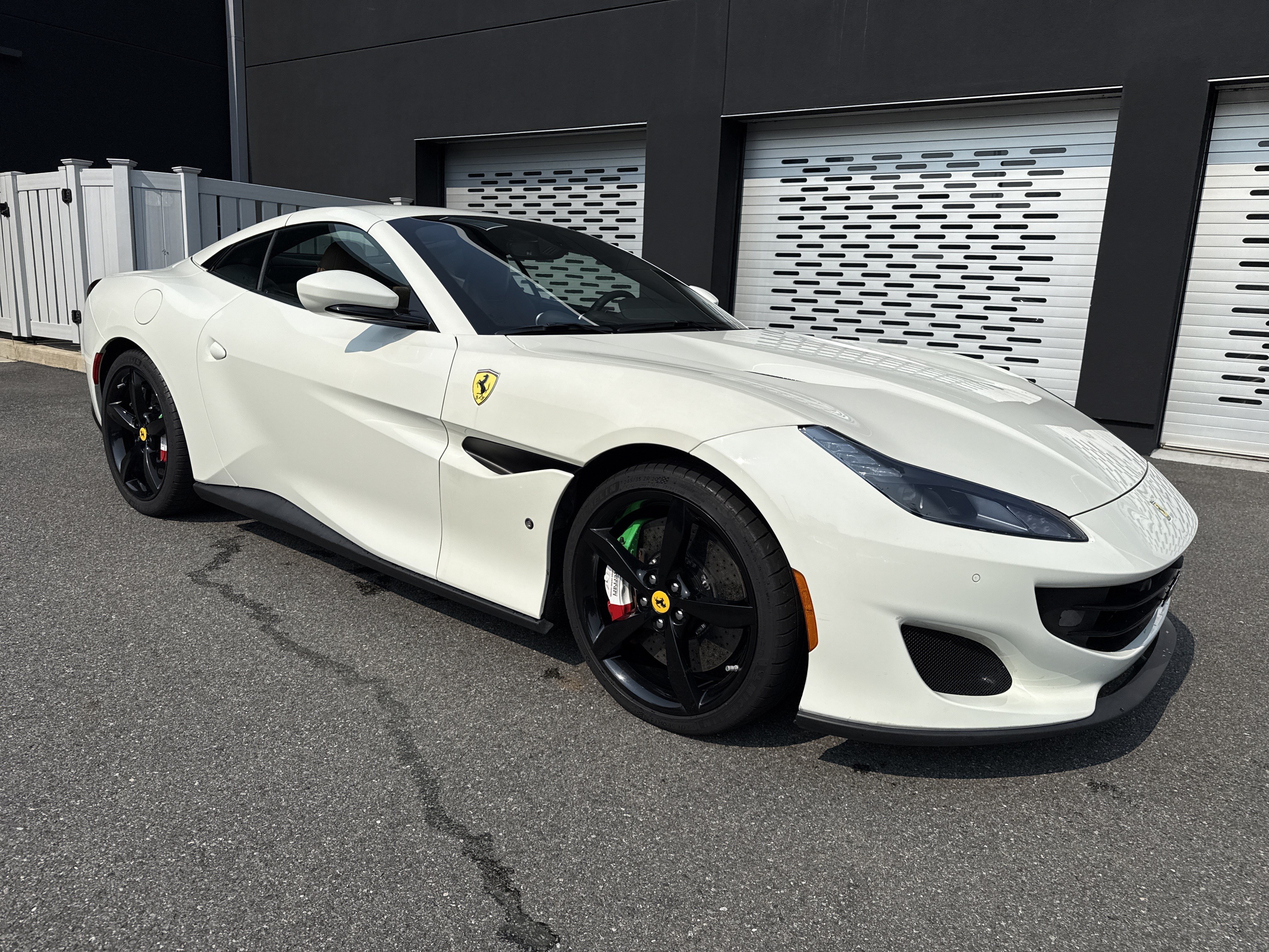 Used 2019 Ferrari Portofino RWD image 30