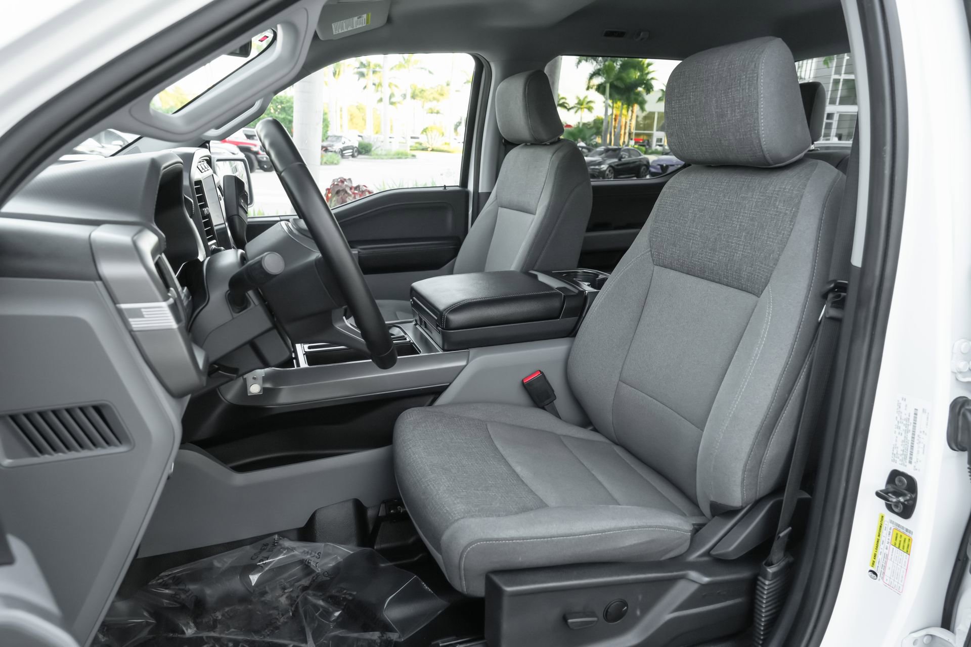 Used 2024 Ford F150 XLT w/ Mobile Office Package image 7