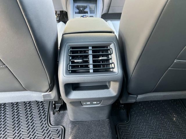 New 2026 Volkswagen Tiguan SE R-Line image 21