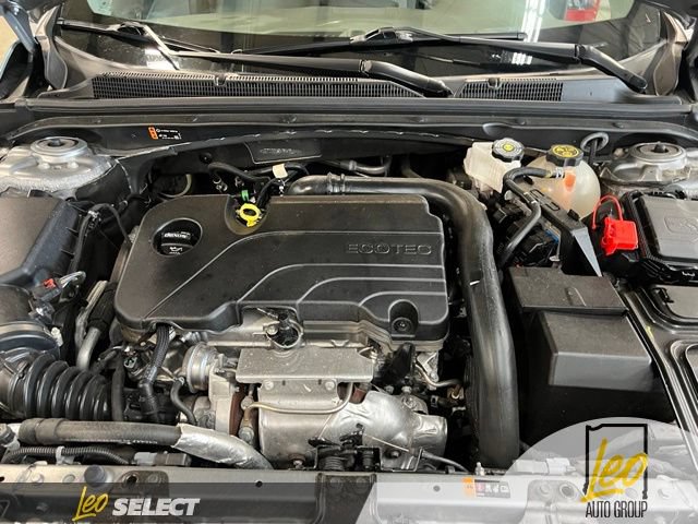 Used 2024 Chevrolet Malibu LT FWD image 29