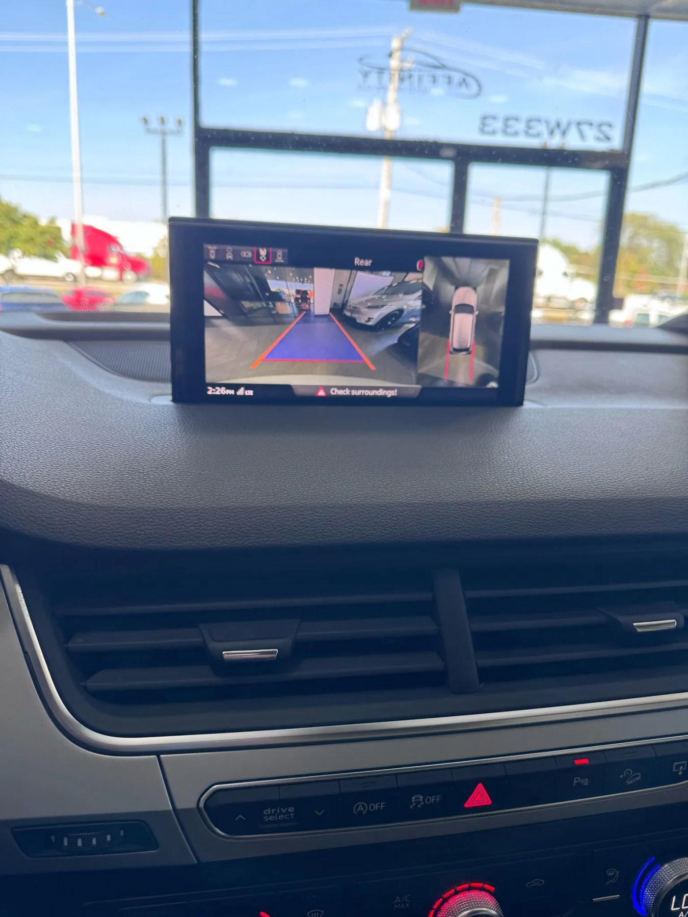 Used 2017 Audi Q7 2.0T Premium Plus w/ Premium Plus Package image 36