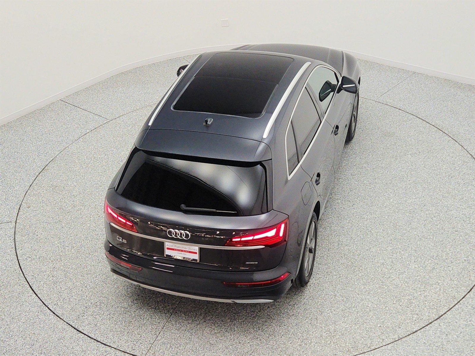 Used 2023 Audi Q5 2.0T Premium w/ Convenience Package AWD/4WD image 27