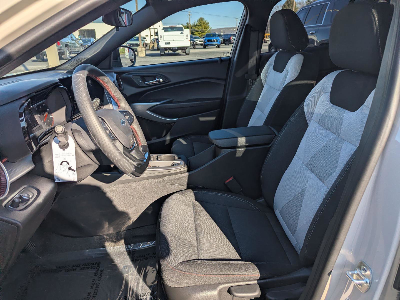 New 2026 Chevrolet Trax RS image 35